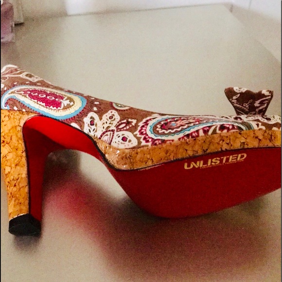 Kenneth Cole Unlisted Peep Toe Red Sole Heels sz10 - Picture 7 of 7